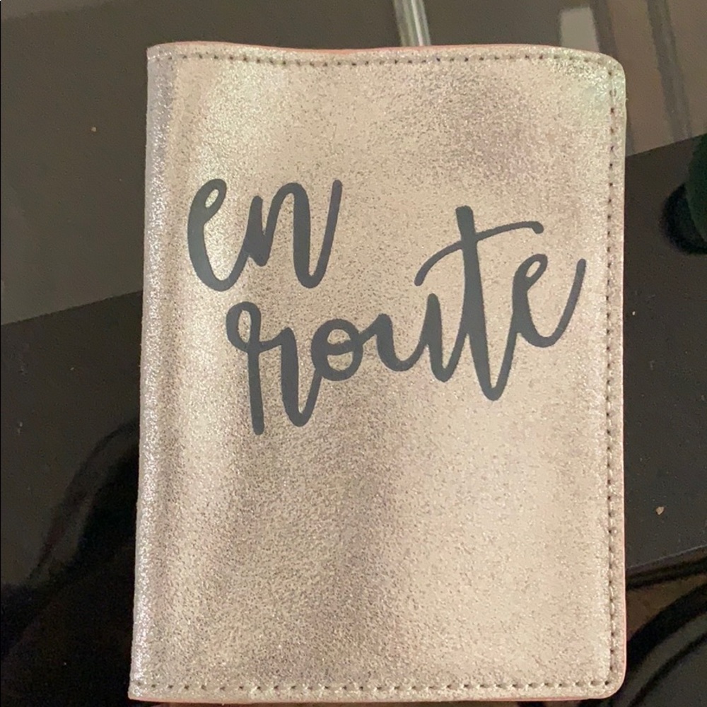 En Route Passport Cover